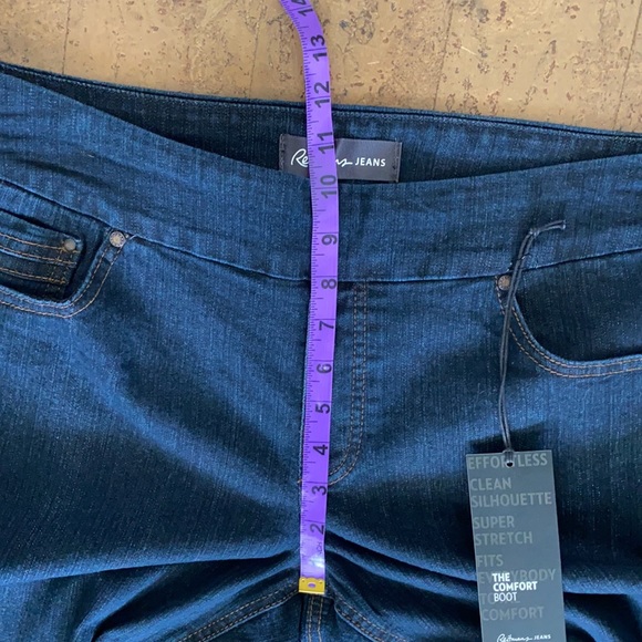 Reitmans jeans - Picture 7 of 14